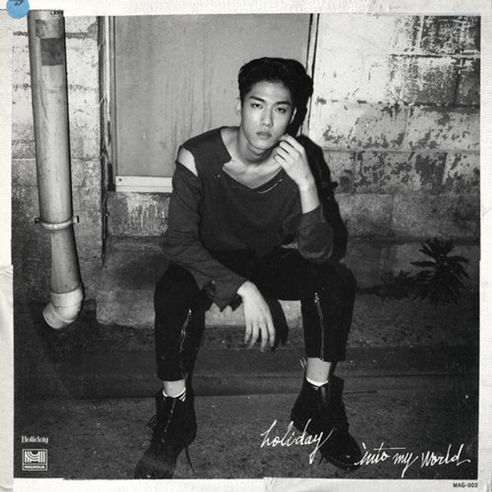 Альбом HOLIDAY - INTO MY WORLD 2nd Single Album