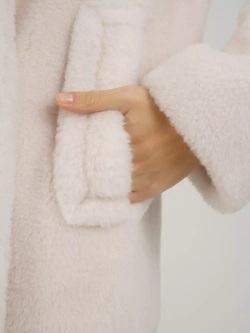 Шуба из шерсти чебурашка экошуба, жемчужная, SilverFox