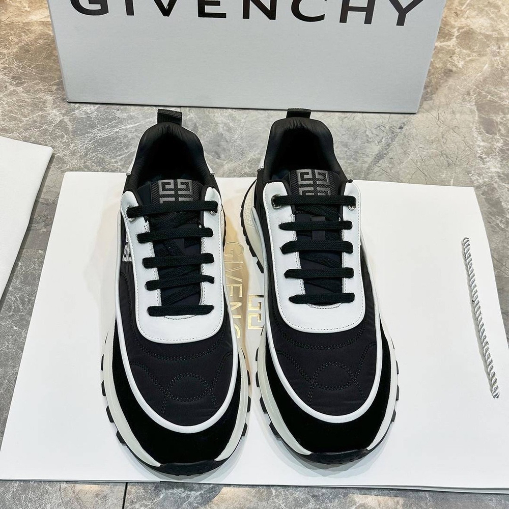 Кроссовки Givenchy