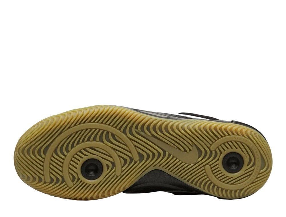 Волейбольные кроссовки Nike Hyperquick