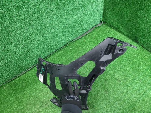 Кронштейн бампера левый Mercedes S W223 (20-нв)