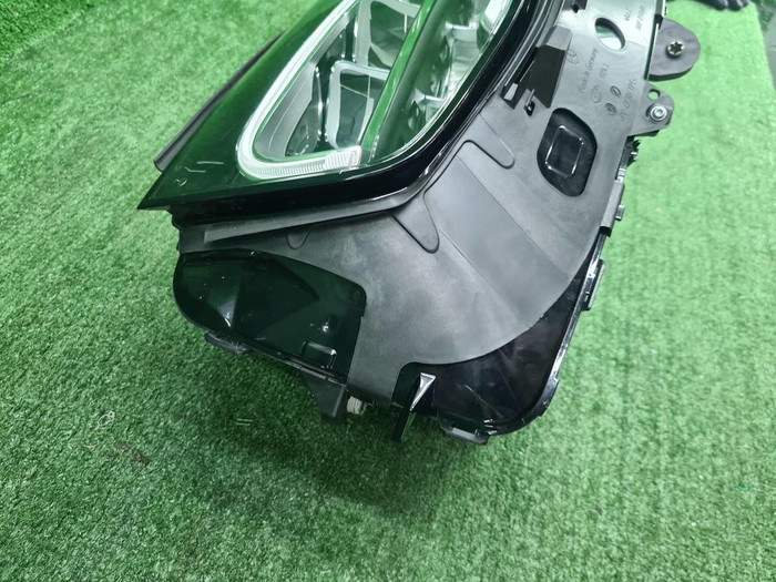 Фара левая Mercedes GLC X253 (2019-2022) LED