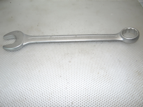 Ключ гаечный комбинированный КГК 32х32 ELORA