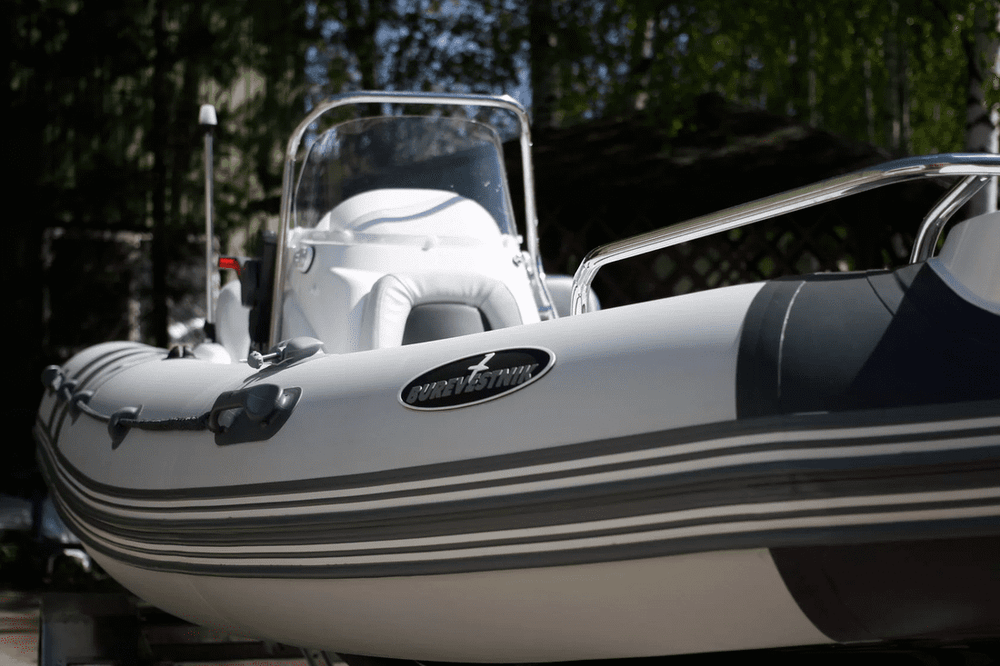 Лодка РИБ БУРЕВЕСТНИК 450 ST