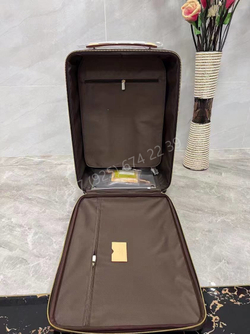 Чемодан Louis Vuitton