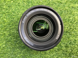 Olympus 14-42mm 1:3.5-5.6 ED
