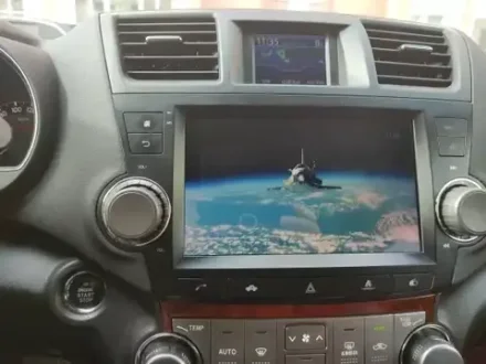 Магнитола для Toyota Highlander 2 2007-2013 XU40 - Carmedia OL-9431-2 QLed+2K, Android 13, TS20, CarPlay, 4G SIM-слот (кнопки + крутилки)