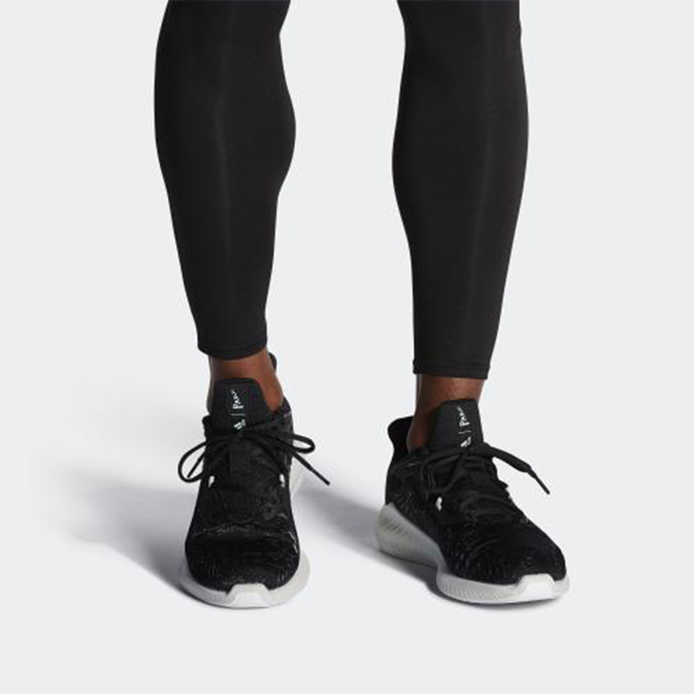 Кроссовки Adidas Alphabounce