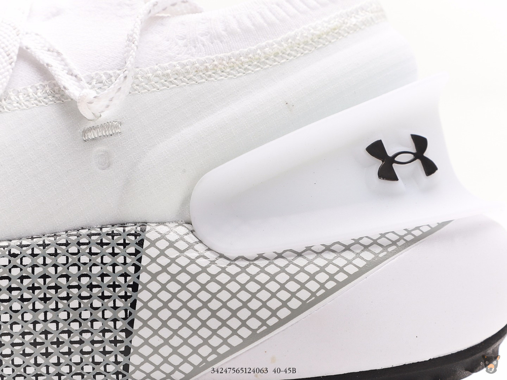 Кроссовки Under Armour Speedform Europa Hovr Machina