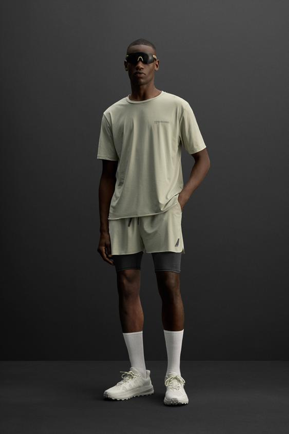 ZARA СПОРТИВНЫЕ ШОРТЫ 2-В-1, ПЕСОЧНЫЙ