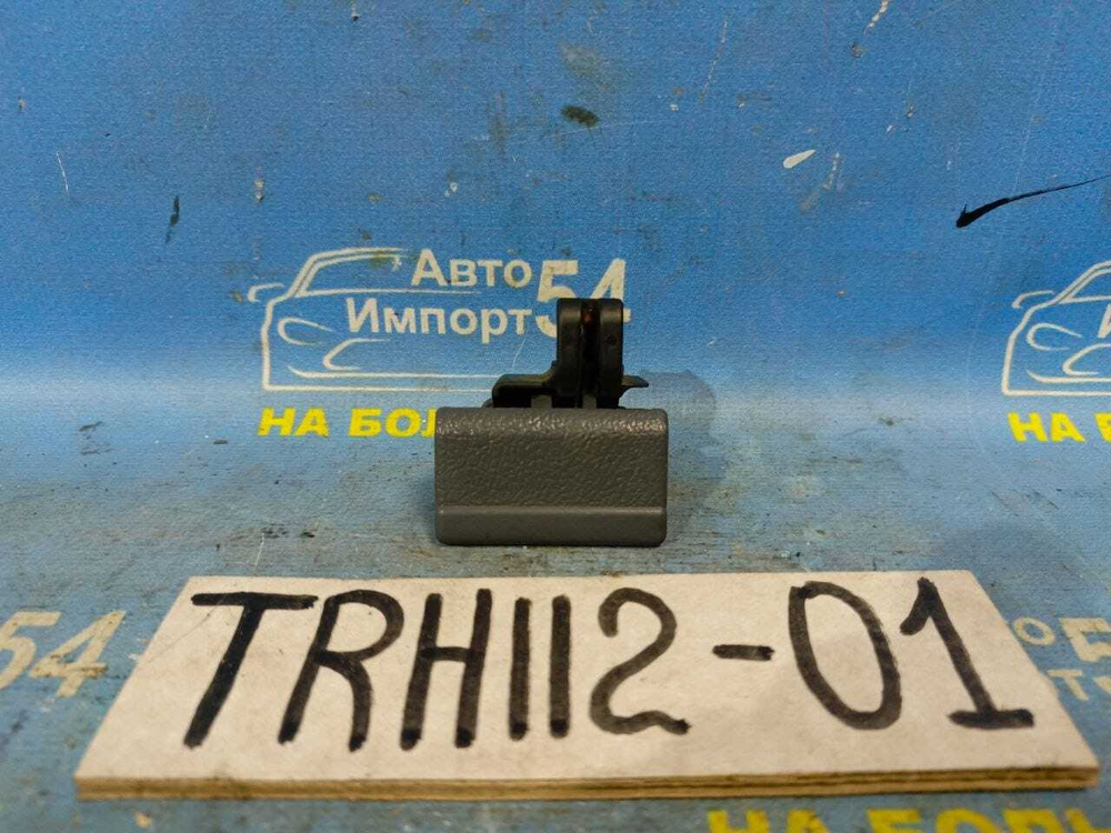 Бардачок пассажирский TOYOTA HIACE 1994