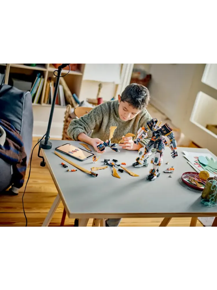 Конструктор NINJAGO 71821 Титановый дракон Коула