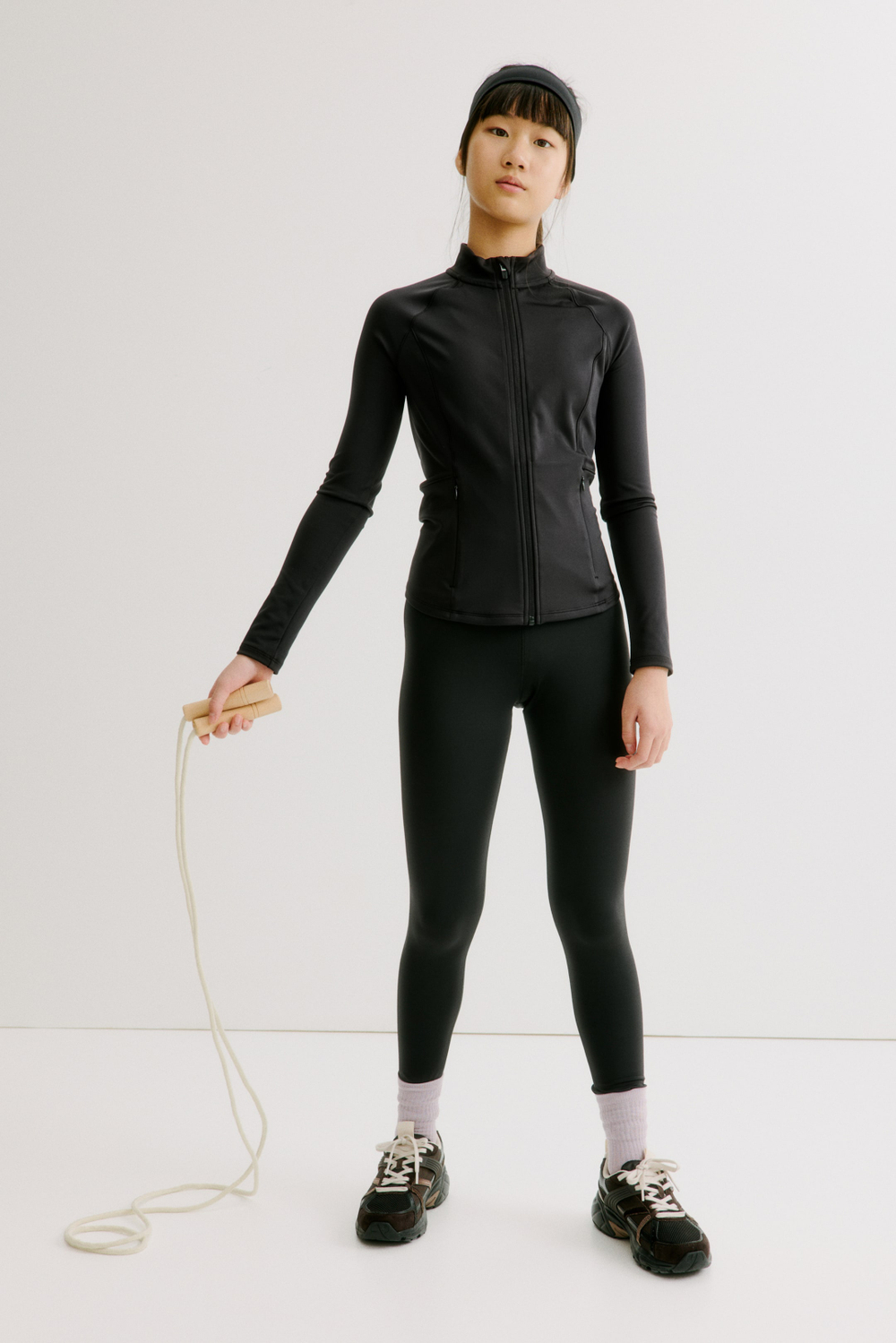 H&M Спортивная куртка DryMove™, черный