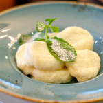 Ленивые вареники со сметаной