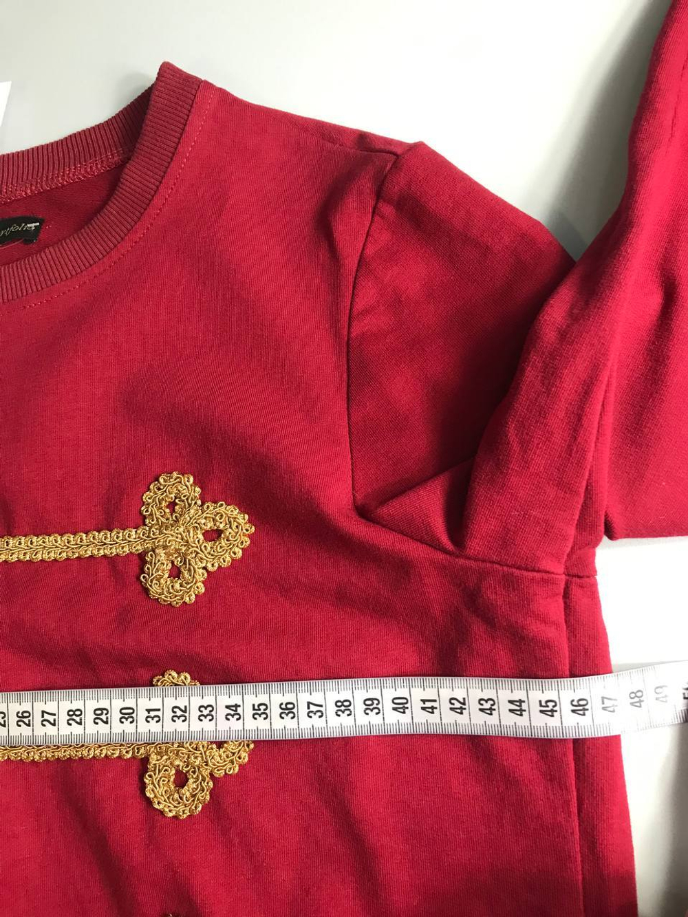 Свитшот Victoria Portfolio стильный, визуально на 46 размер