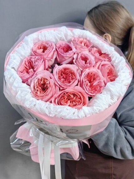 Монобукет из 11 пионовидных роз «Пинк Экспрешн»