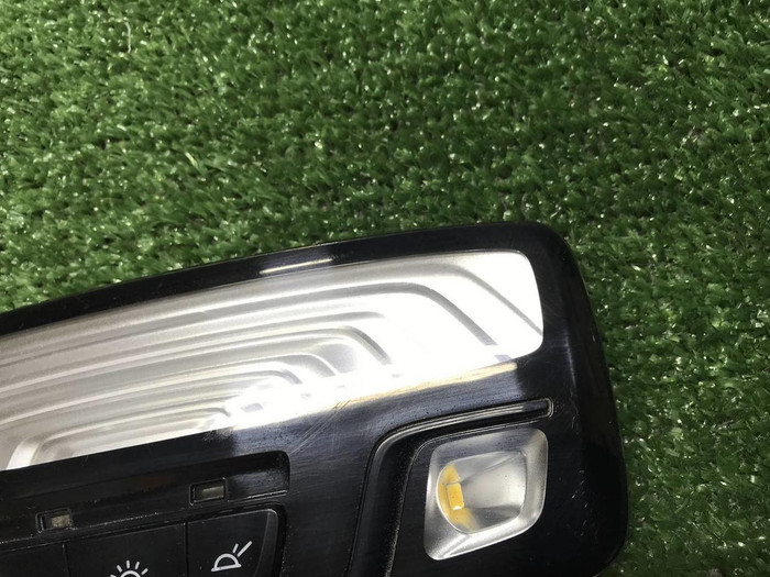 Плафон салона BMW 5er G30 (2017-2023)