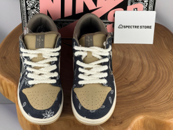 Nike SB Dunk Low Travis Scott