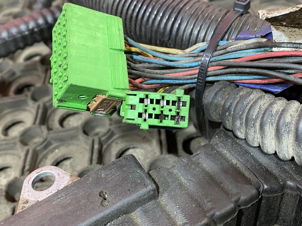 Проводка (дефект) двигателя MX340U1