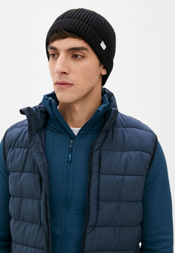 Шапка Alpha Industries Essential Watch Cap (Черная) Шапка Alpha Industries Essential Watch Cap (Черная)