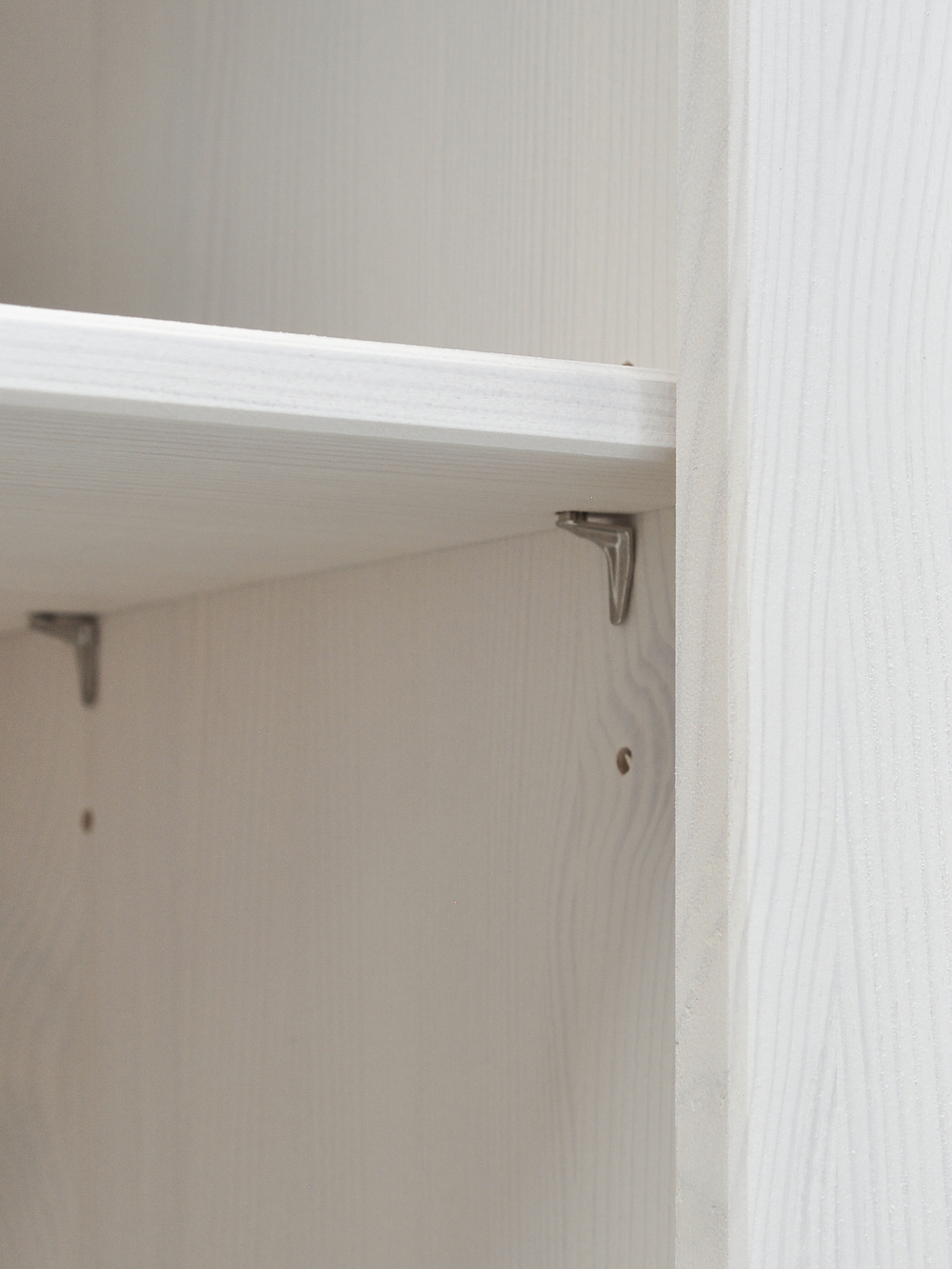 Комод, 145х38х87, Ландхаус, с ящиками, для одежды и игрушек, под телевизор, белый / бейц, Dipriz