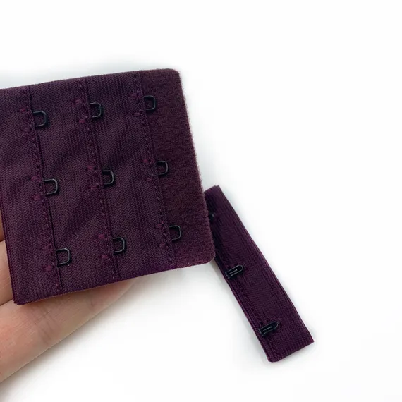 Застежка с крючками сливовая 3 ряда (цв. 076), 57*55 мм