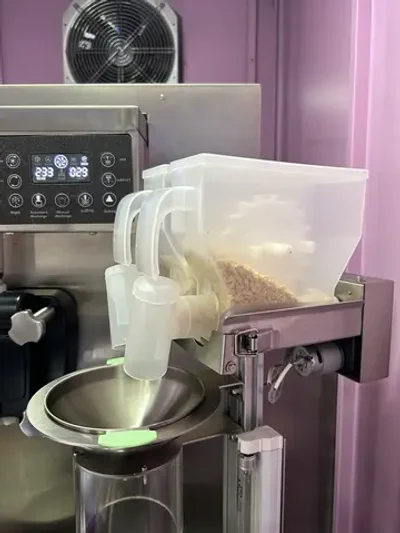 Готовый бизнес-комплект вендинговый автомат «Робо мороженое»