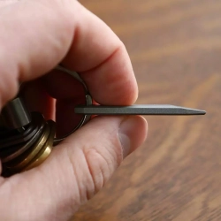 Мультитул Big Idea Design Mini Titanium Pry Bar