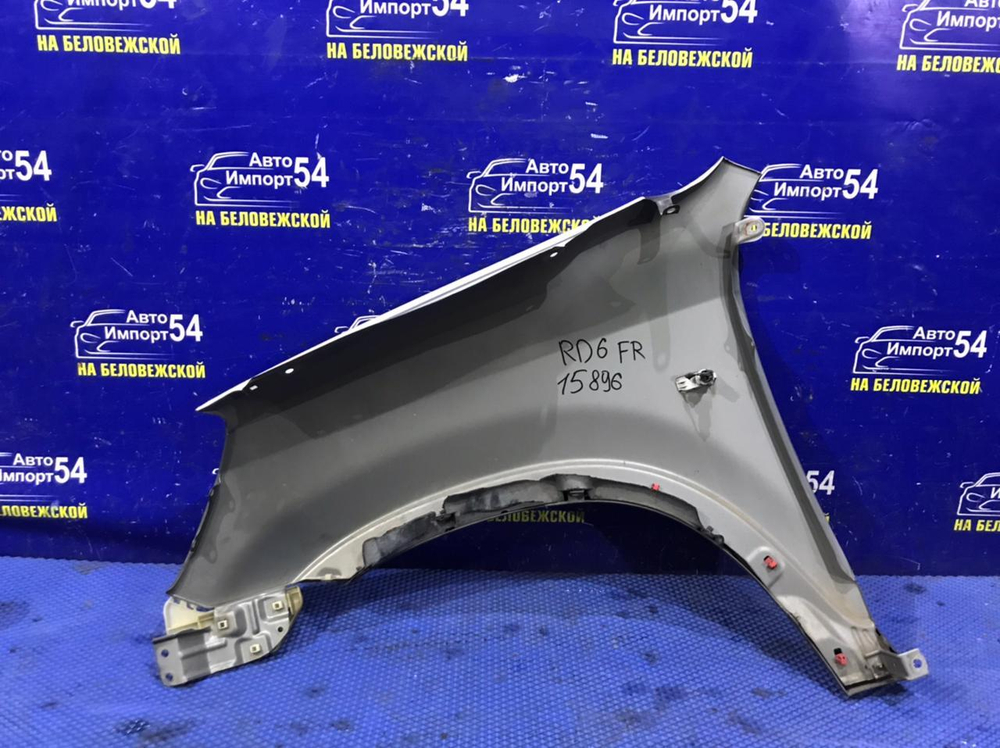 Крыло переднее правое Honda CRV 2001-2006