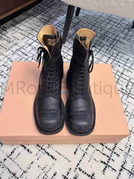 Женские сапоги Miu Miu в черном цвете