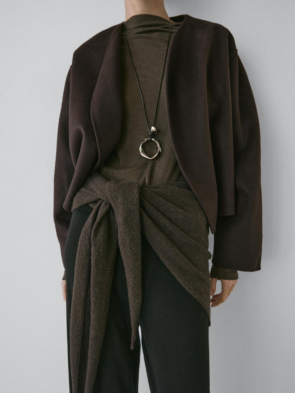 Massimo Dutti Короткое пальто с круглым вырезом, шоколадно-коричневый