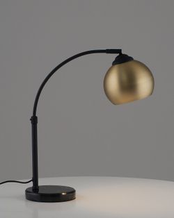 Настольная лампа офисная Moderli Arco V11338-1T