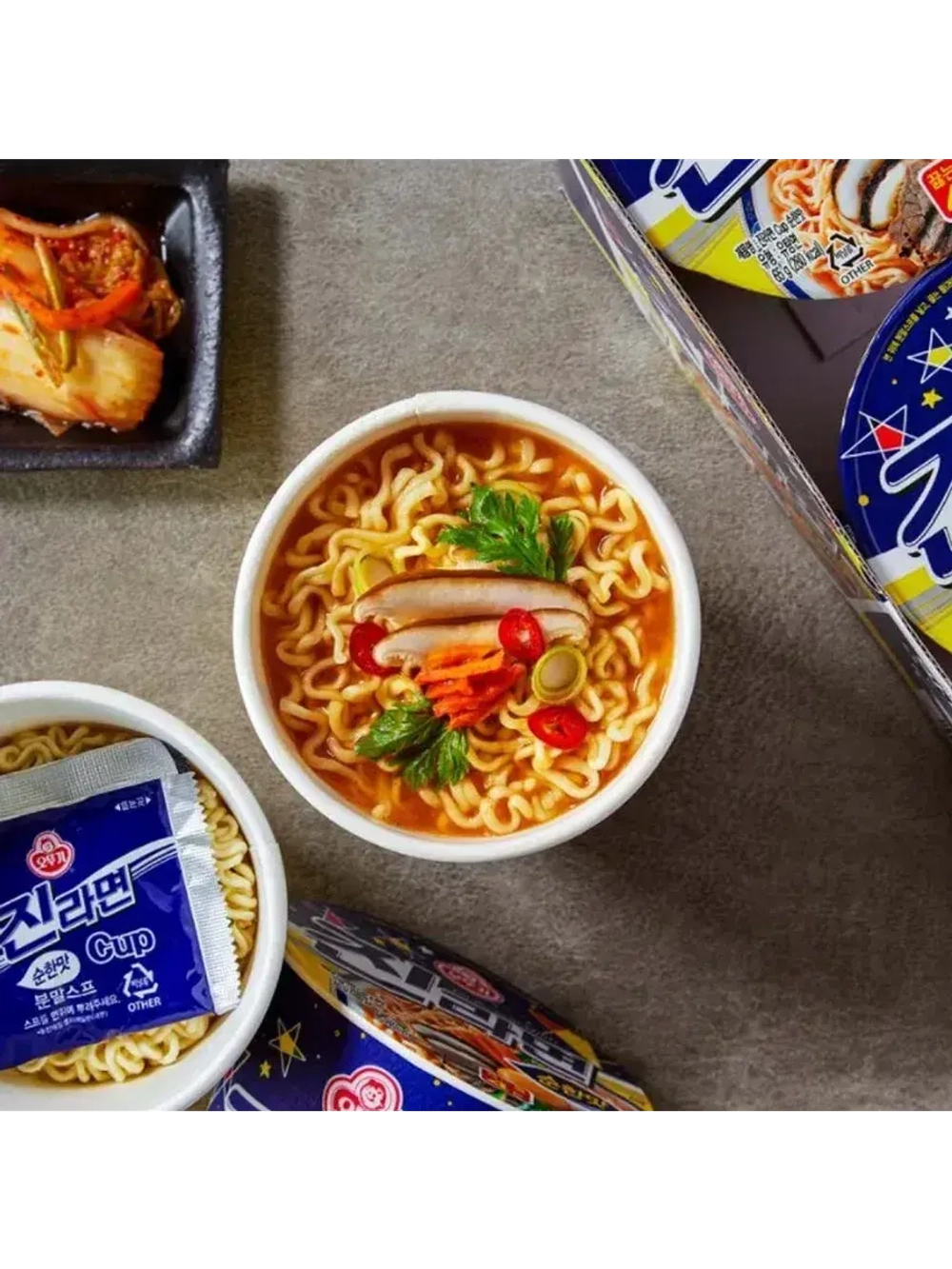 Лапша Ottogi Джин Рамен неострый вкус 65 г