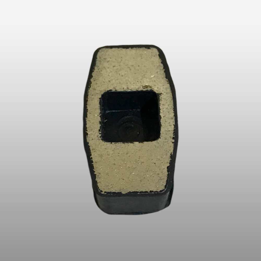 810W62610-0037 - Резиновый буферный блок на Sitrak C7H Max