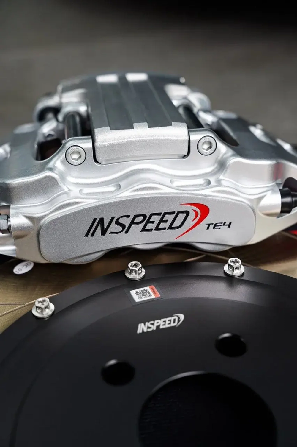 Усиленная тормозная система InSpeed Zeekr 009 2022+ Зикр Тормоза Суппорт диски Колодки