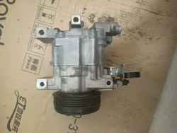 Компрессор кондиционера Subaru Forester/Legacy/Impreza/XV/Outback