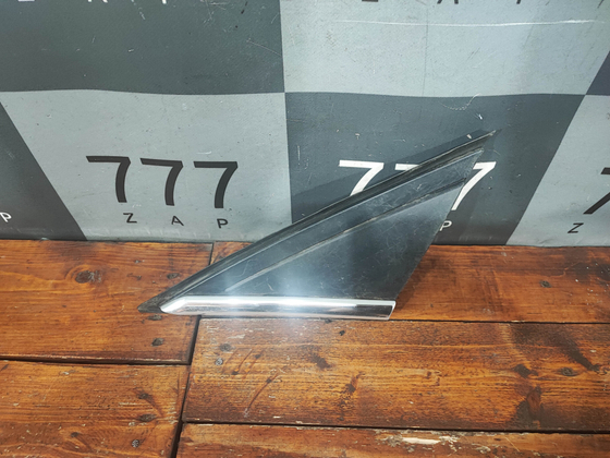 Накладка крыла переднего левого Ford Focus 3 11-19 Б/У Оригинал BM51A16003