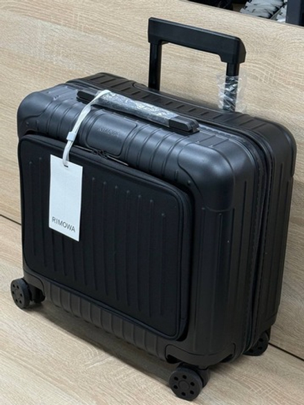 Дорожный чемодан Rimowa