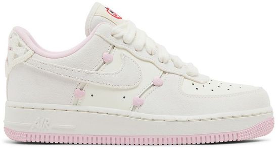 Кроссовки Wmns Nike Air Force 1 Low 'Valentine's Day 2025'