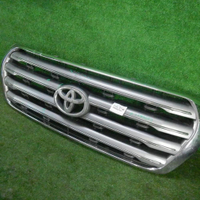 Решетка радиатора Toyota Land Cruiser 200 (2007-2012)