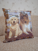 Декоративный гобеленовый чехол Щенки 47х47