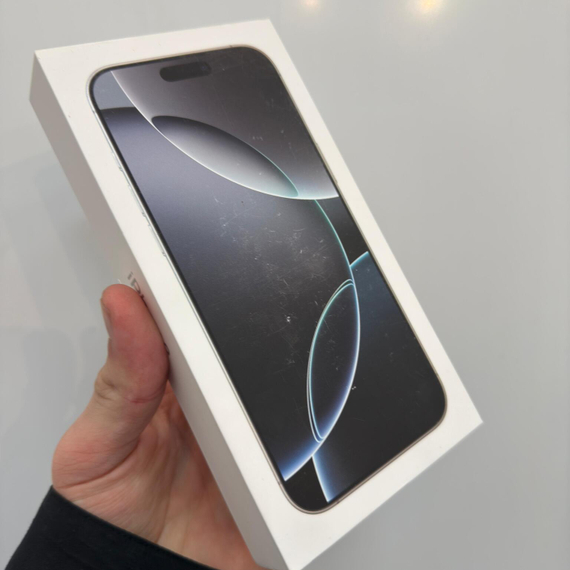 Apple iPhone 16 Pro Max 1TB White Titanium (MYWR3J/A) (353324838584560, 357002333386121)