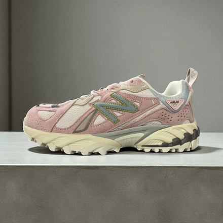 New Balance 610 • Pink