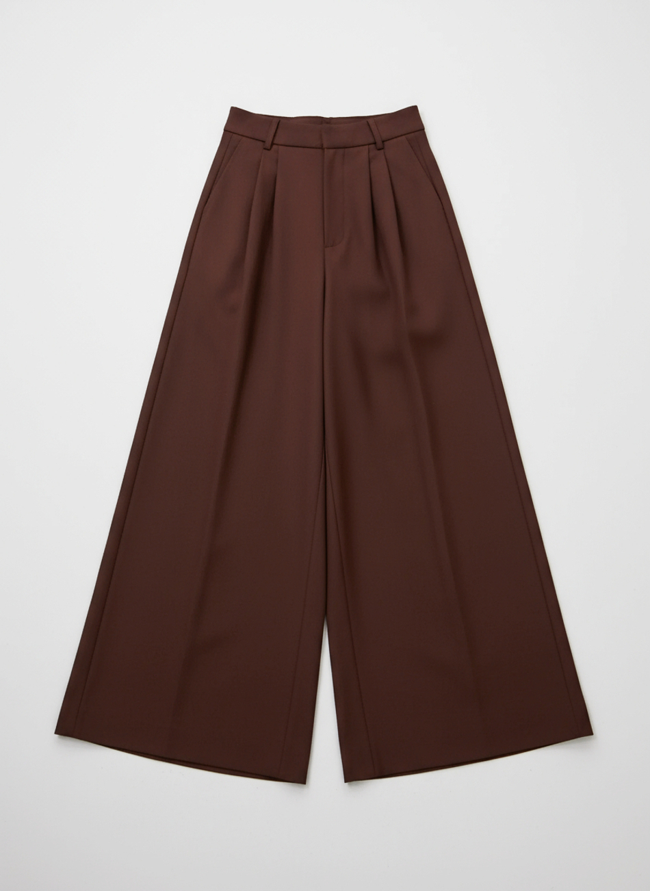 Брюки-палаццо свободного силуэта