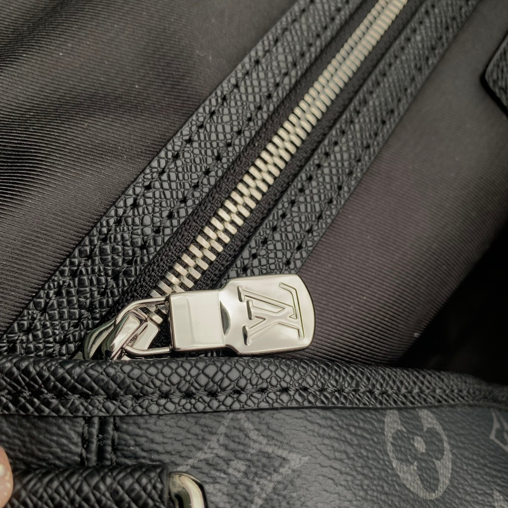 Louis Vuitton Weekend Tote NM
