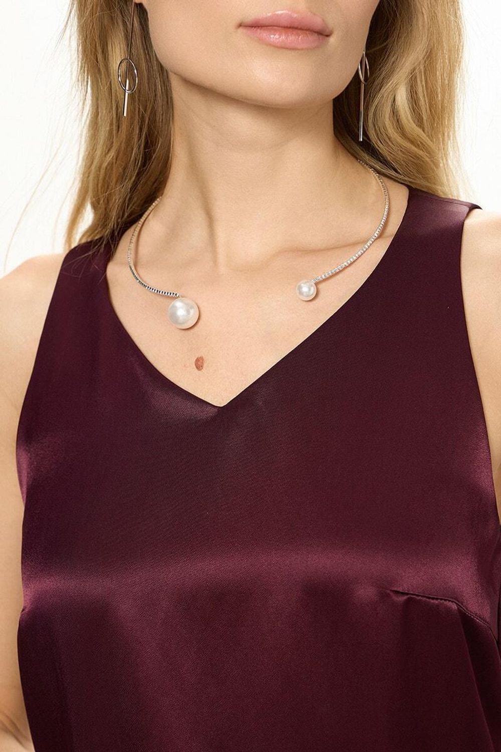 Платье бордо атлас