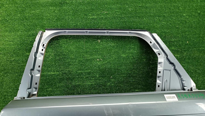 Дверь задняя левая Range Rover Velar (2017-н.в.)