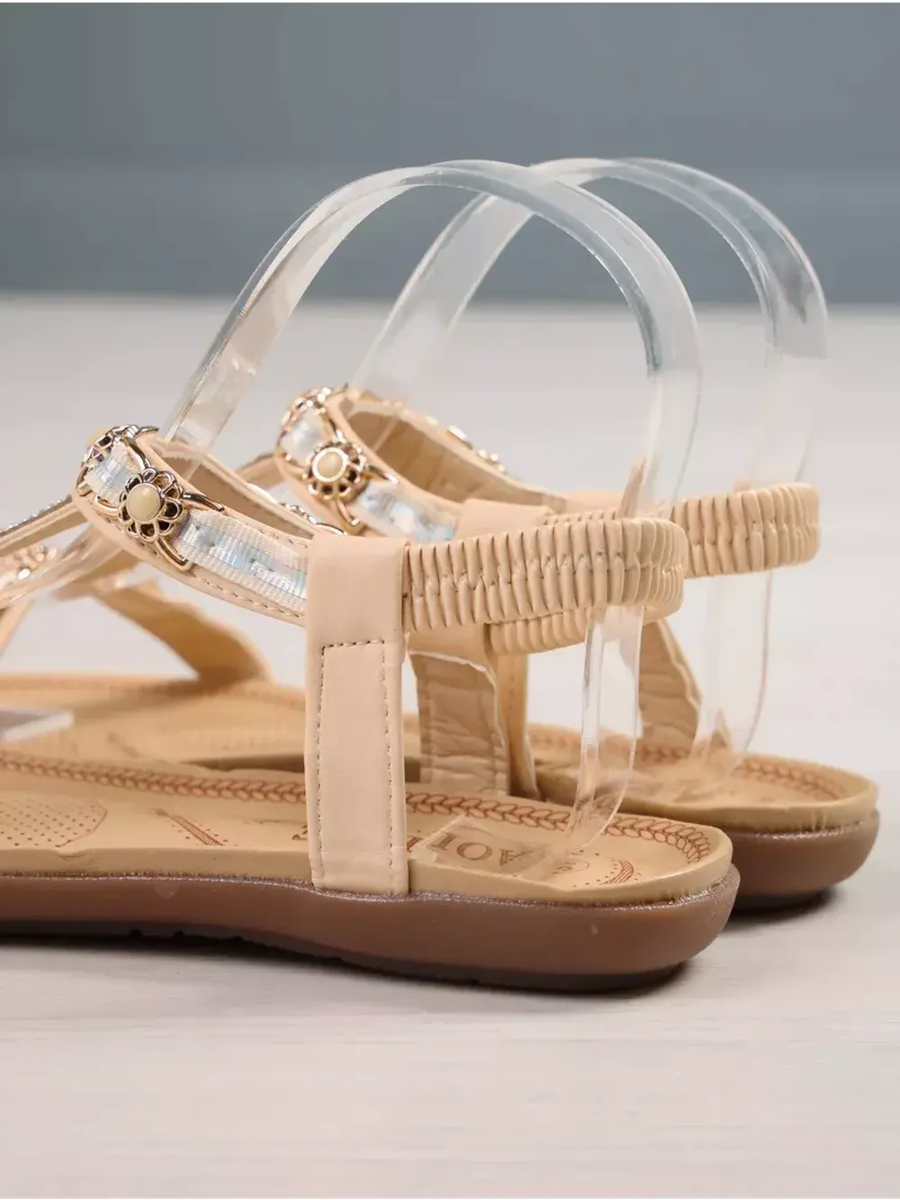 Сандалии летние