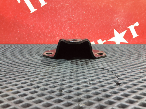 Кронштейн рессоры передней