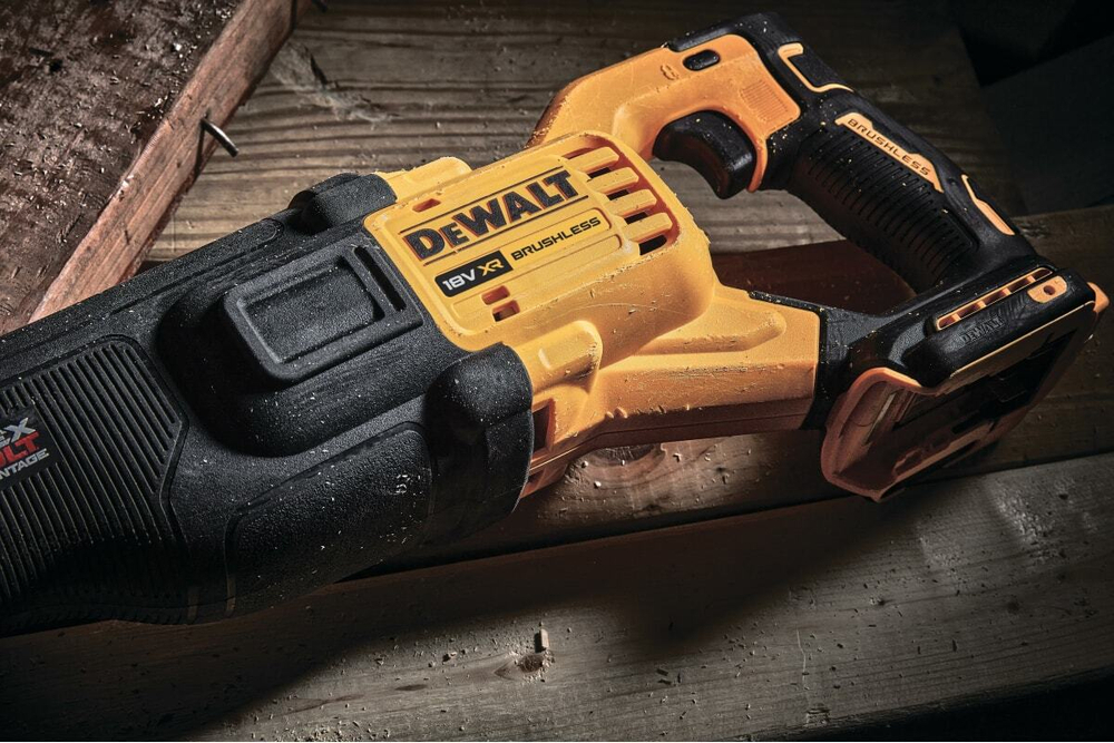 Сабельная пила Dewalt 18 В XR FLEXVOLT ADVANTAGE DCS386NT-XJ